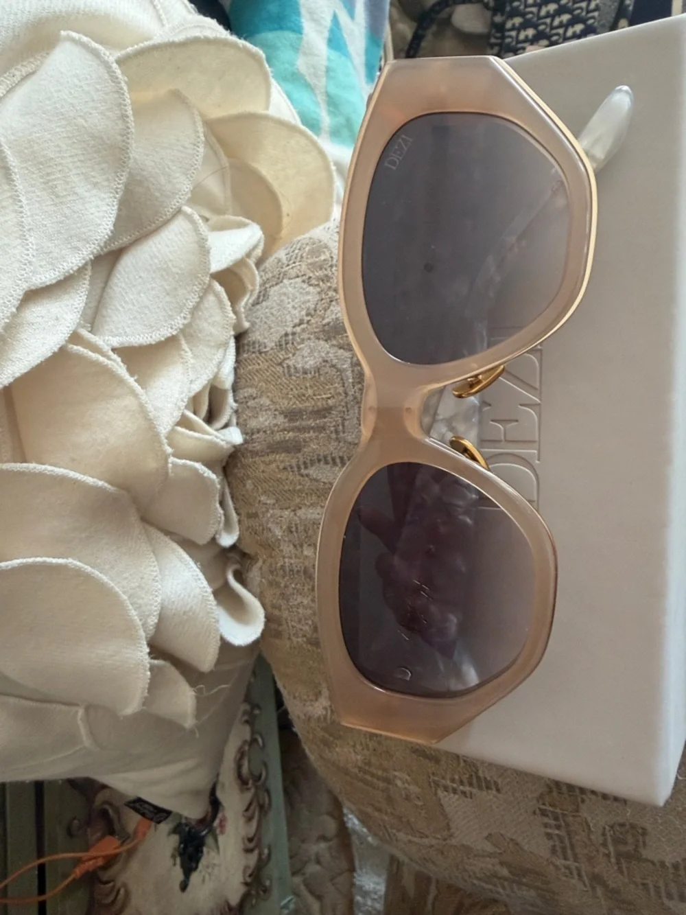 DEZI Beige Cat-Eye naked pearl color smoke lenses. new with box!